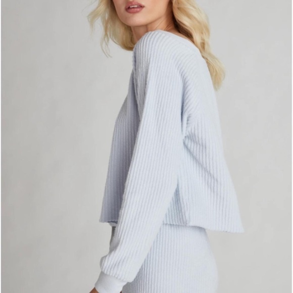 REVOLVE LOUNGE SET by WILDFOX - Picture 2 of 4